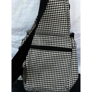 Heys Crossbody Messenger Bag Houndstooth Black White